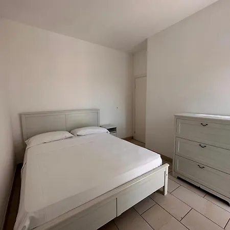 Beach 200 Mt Dal Mare - Il Lupo Affitta Aparthotel 3*